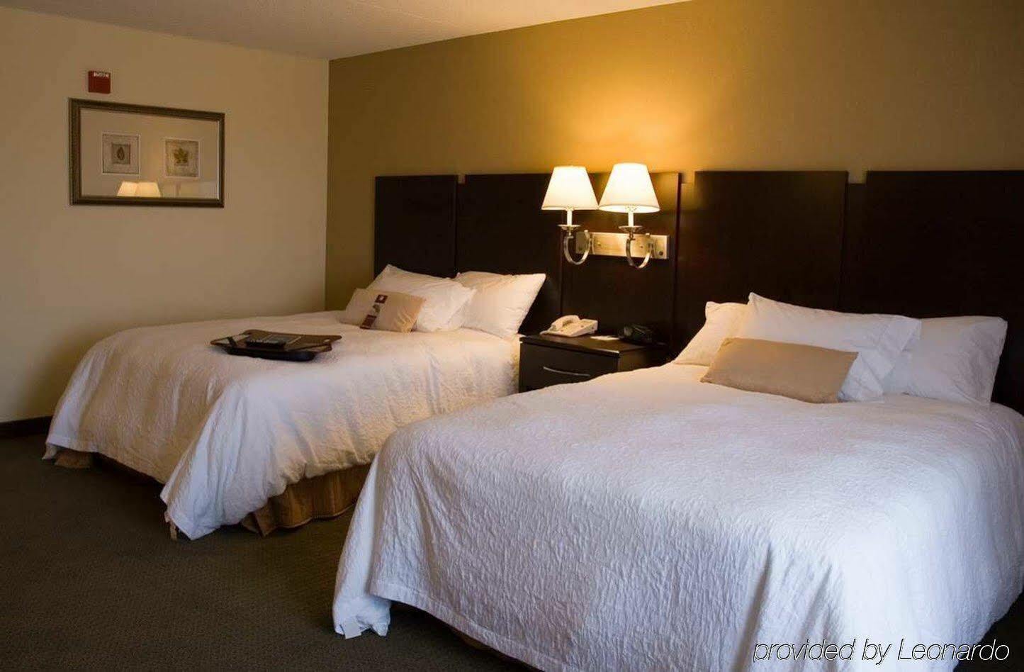 Hampton & Hotel Lino Lakes